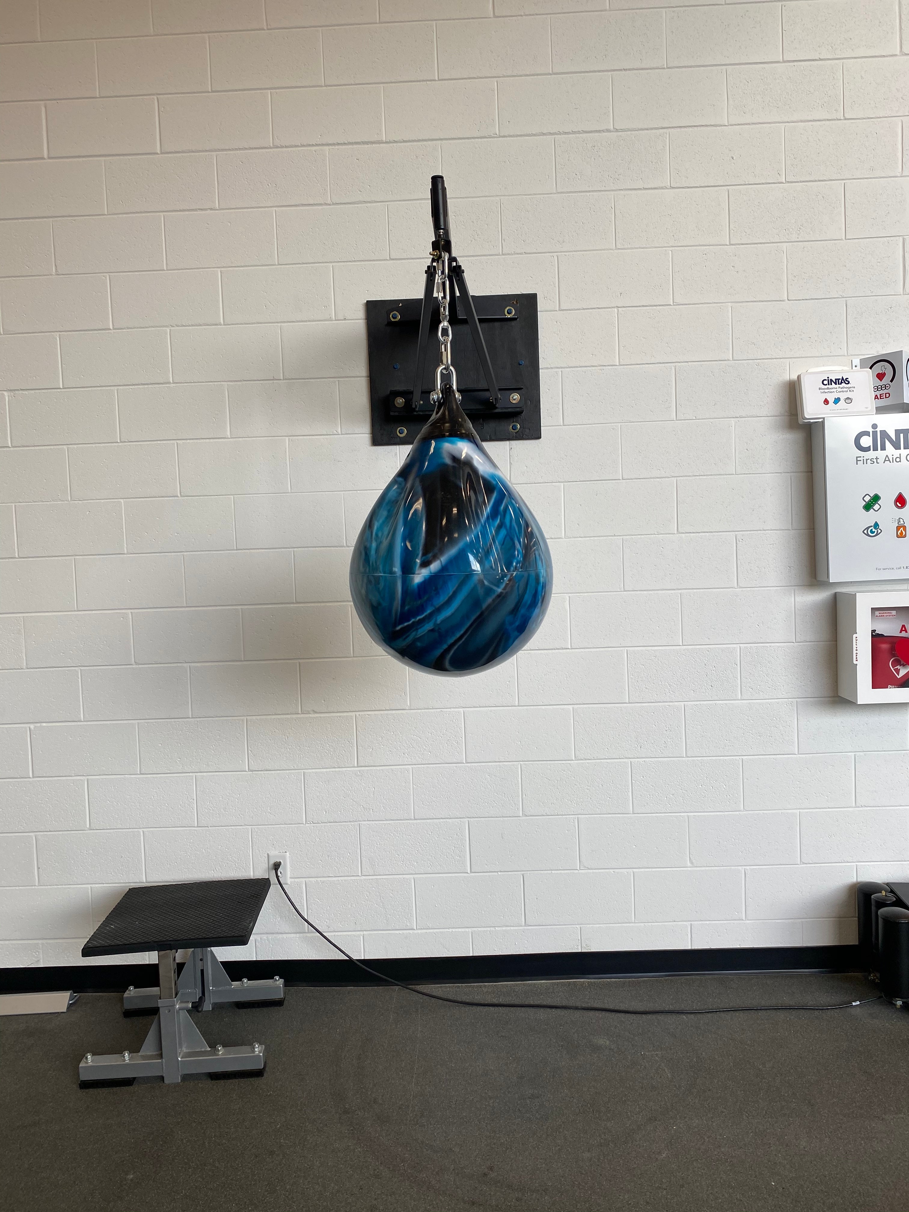 BeneLabel 24 Heavy Bag Wall Mount With Sri Lanka - View #9